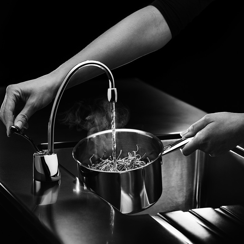 Dispensador de agua HC1100CR ambiente